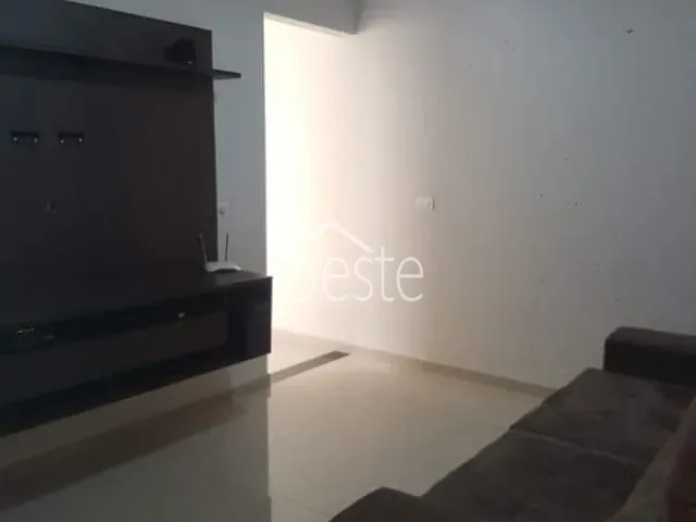 Casa com 125m² 2 quartos e 1 banheiro, à venda, no bairro Jardim Santa Rita de Cássia em Santa Bárbara D'Oeste