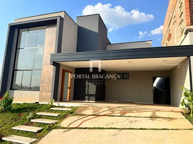 Casa 3 quartos e 4 banheiros, à venda, no bairro Parque Imperador em Bragança Paulista