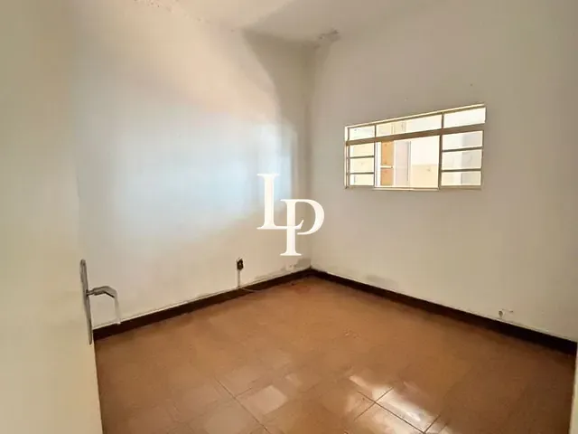 Casa com 160m² 2 quartos e 1 banheiro, à venda, no bairro Vila Curuçá em Santo André