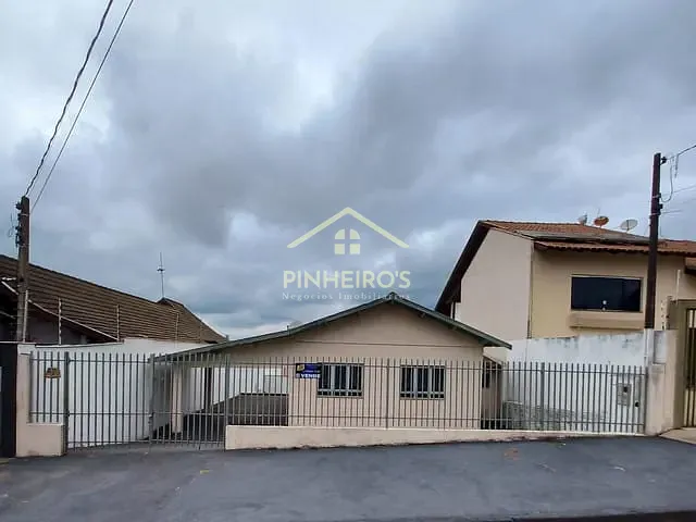 Casa com 300m² 3 quartos e 1 banheiro, à venda, no bairro Jardim Vila Rica em Cambé