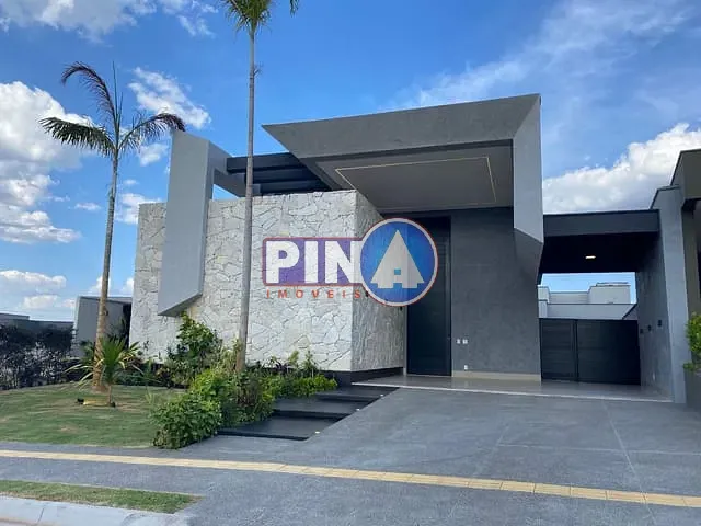 Casa com 444m² 3 quartos e 5 banheiros, à venda, no bairro Fazenda Vau das Pombas em Goiânia