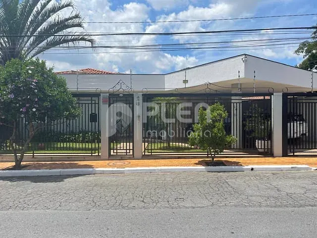 Casa 3 quartos e 3 banheiros, à venda, no bairro Jardim Leonor Mendes de Barros em São Paulo