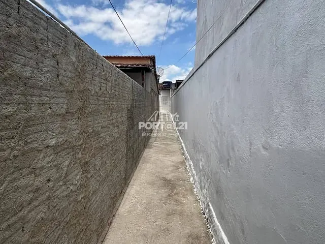Casa 2 quartos e 1 banheiro, para alugar, no bairro Vila Eduardo em Petrolina