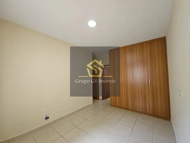 Casa com 250m² 3 quartos e 2 banheiros, à venda, no bairro Pinheirinho em Vinhedo