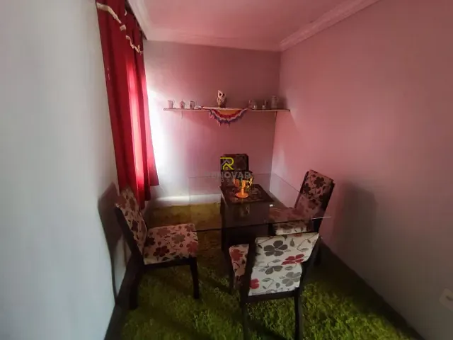 Casa com 210m² 3 quartos e 1 banheiro, à venda, no bairro Núcleo Habitacional 2000 em Guarapuava