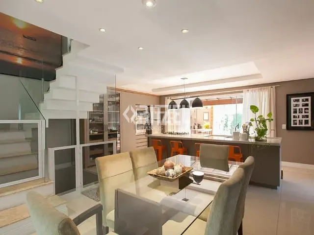 Casa com 331m² 3 quartos e 4 banheiros, à venda, no bairro Ideal em Novo Hamburgo