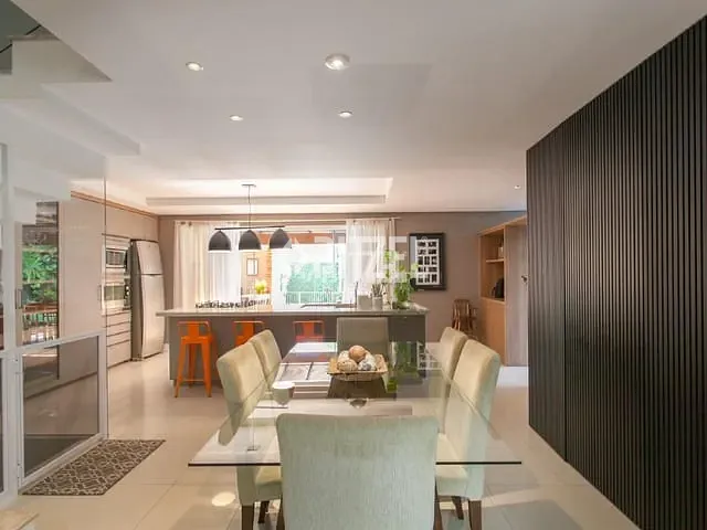 Casa com 331m² 3 quartos e 4 banheiros, à venda, no bairro Ideal em Novo Hamburgo