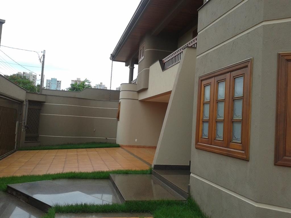 https://static.arboimoveis.com.br/CA0084_RTS/luxuoso-sobrado-no-jardim-canada1614189853477fqydn.jpg
