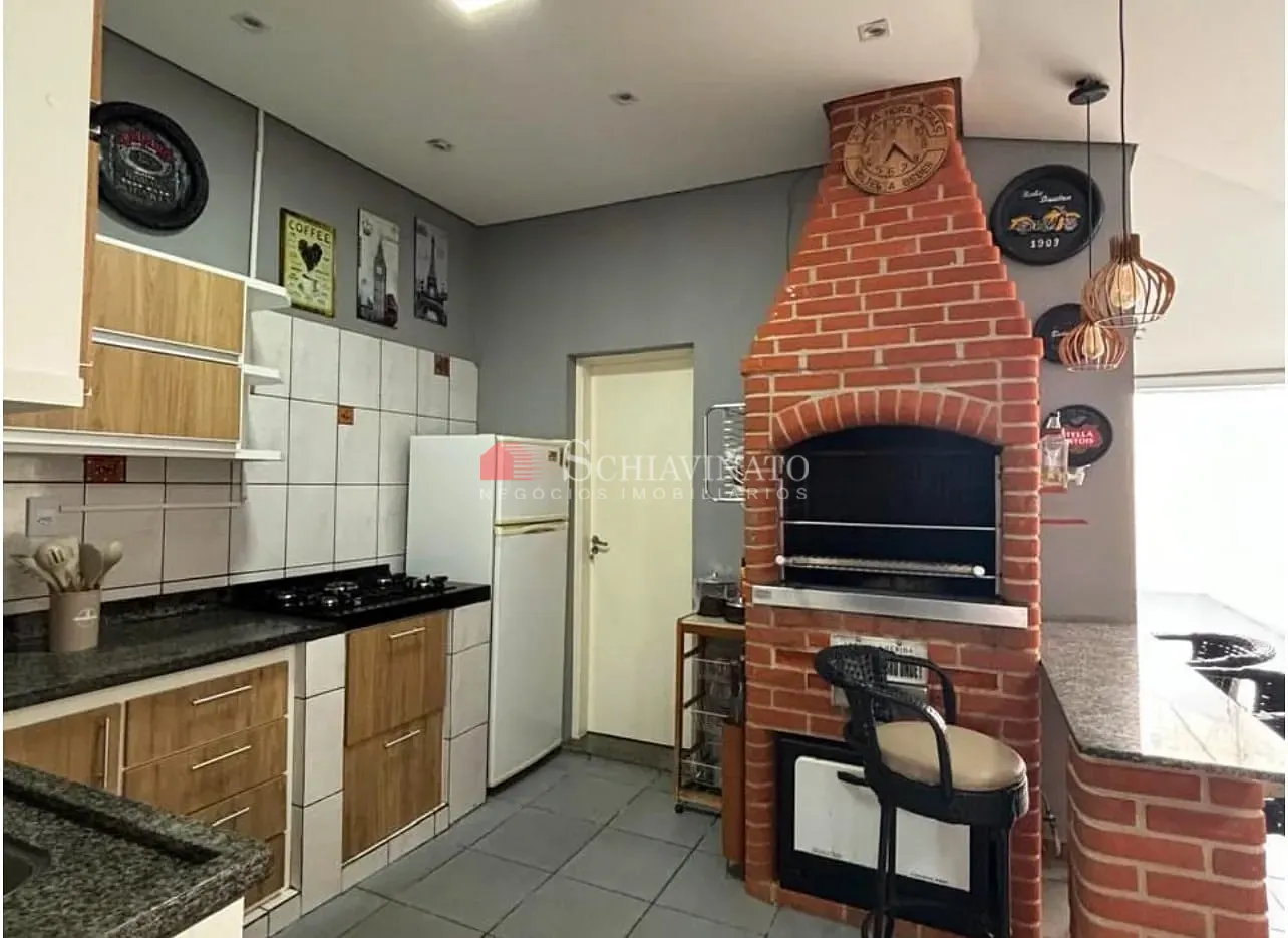 Casa, 4 quartos, 210 m² - Foto 1