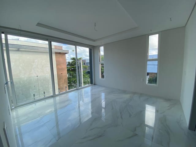 Casa 5 quartos e 2 banheiros, à venda, no bairro Portal do Sol em João Pessoa