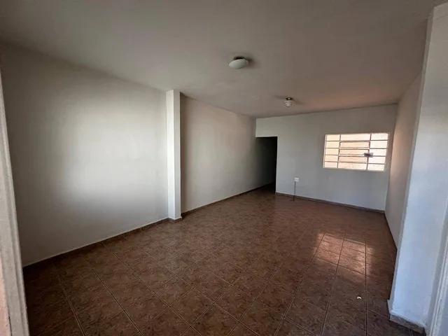Foto do Casa - Casa para locação, 03 dormitórios, 328 m², garagem para vários carros, Vila Arens / Vila Santa Rosa, Jundiaí, SP | Imobiliária Sousa