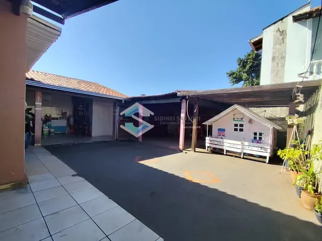 Casa com 225m² 2 quartos e 2 banheiros, à venda, no bairro Vila Alves em Jacarezinho