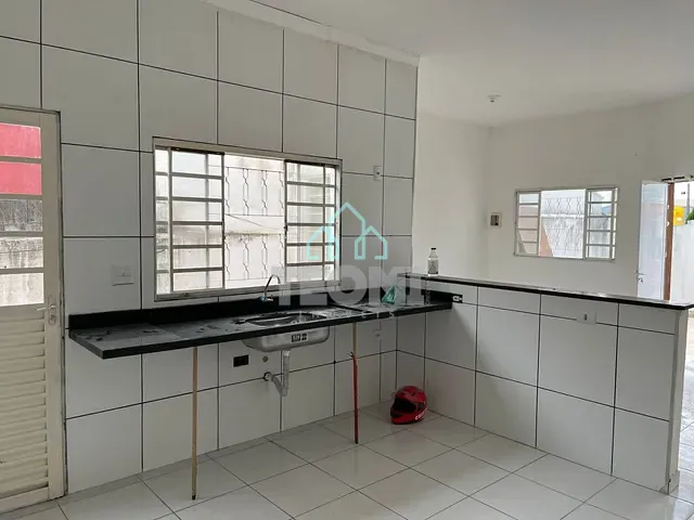 Casa com 135m² 2 quartos e 2 banheiros, à venda, no bairro Jardim Continental II em Taubaté