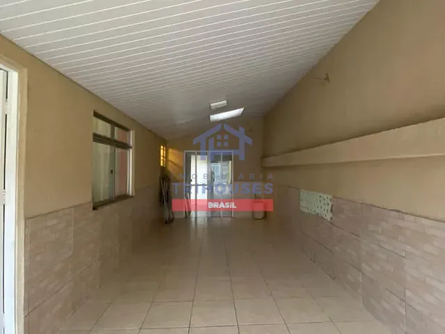 Casa 3 quartos e 2 banheiros, à venda, no bairro Alto Boqueirão em Curitiba
