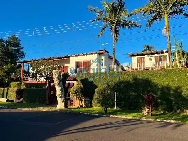 Casa 5 quartos e 4 banheiros, à venda, no bairro Imigrante Sul em Campo Bom