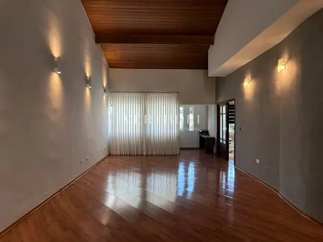 Casa 3 quartos e 3 banheiros, à venda, no bairro Parque Residencial Alcântara em Rua Mário Diniz de Oliveira