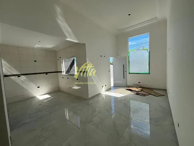 Casa com 180m² 3 quartos e 2 banheiros, à venda, no bairro Passaúna em Araucária