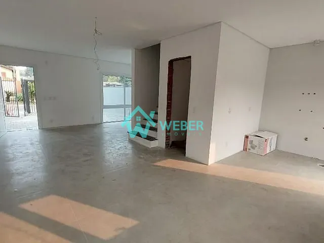Casa com 170m² 3 quartos e 2 banheiros, à venda, no bairro Primavera em Novo Hamburgo