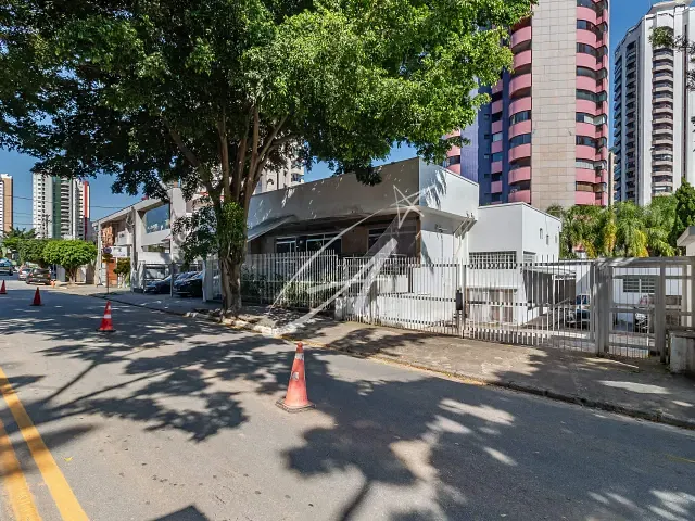 Casa para alugar, no bairro Jardim Anália Franco em São Paulo