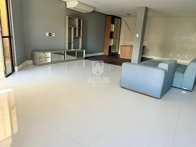 Casa 3 quartos e 1 banheiro, à venda, no bairro Pituaçu em Salvador