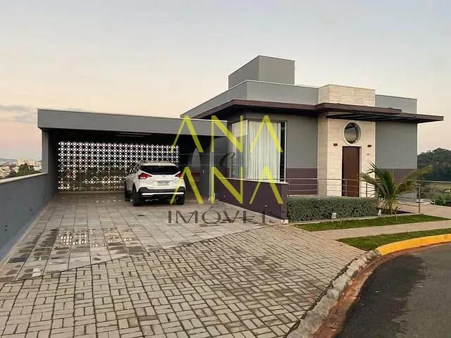 Casa com 450m² 3 quartos e 5 banheiros, à venda, no bairro Condomínio Villa Real de Bragança em Bragança Paulista