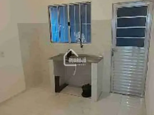 Casa 1 quarto e 1 banheiro, à venda, no bairro Jardim Boa Esperança (Vicente de Carvalho) em Guarujá