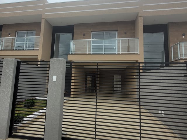 Casa com 126m² 3 quartos e 3 banheiros, à venda, no bairro Jardim Carvalho em Ponta Grossa