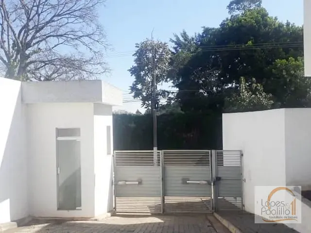 Casa com 200m² 3 quartos e 2 banheiros, à venda, no bairro Jardim Estância Brasil em Atibaia