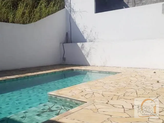 Casa com 200m² 3 quartos e 2 banheiros, à venda, no bairro Jardim Estância Brasil em Atibaia