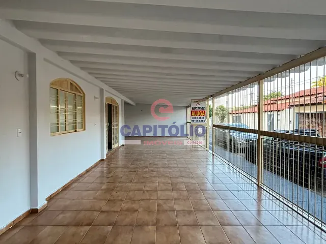 Casa com 221m² 3 quartos e 2 banheiros, para alugar, no bairro Conjunto Romildo Ferreira do Amaral em Goiânia