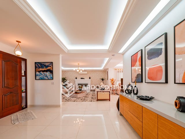 Casa com 1016m² 6 quartos e 7 banheiros, à venda, no bairro Alphaville em Santana de Parnaíba