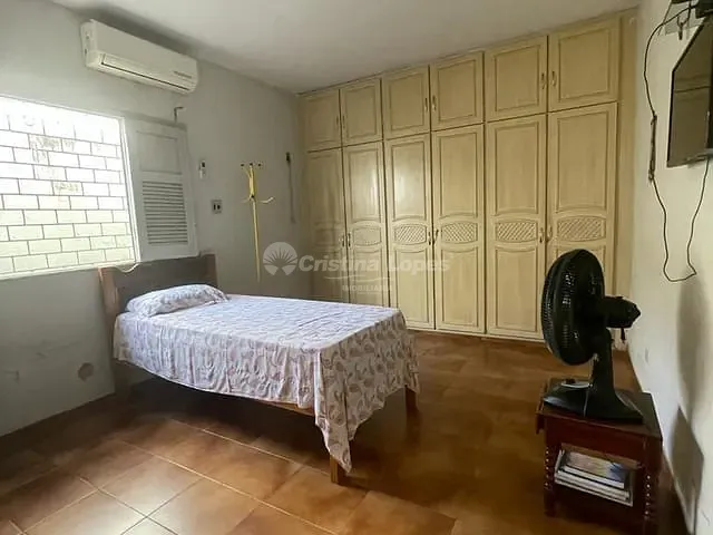 Casa 2 quartos e 3 banheiros, à venda, no bairro Centro em Teresina