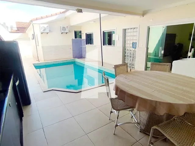 Casa com 256m² 3 quartos e 4 banheiros, à venda, no bairro Jardim Santa Mena em Guarulhos