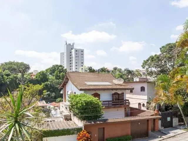 Casa 5 quartos e 6 banheiros, à venda, no bairro Alto da Lapa em São Paulo