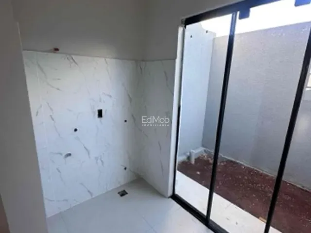 Casa 2 quartos e 2 banheiros, à venda, no bairro Positano em Cascavel