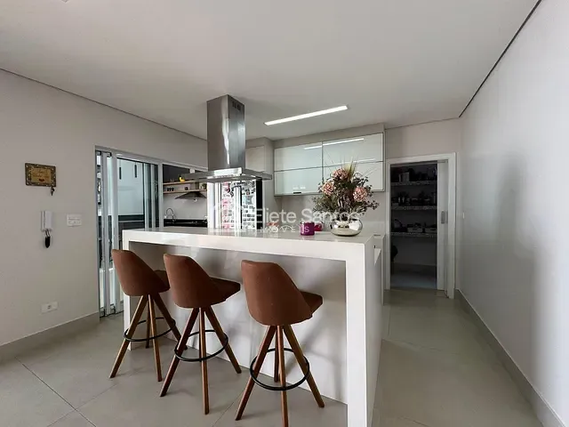 Casa 3 quartos e 4 banheiros, à venda, no bairro Jardim São Paulo em Americana