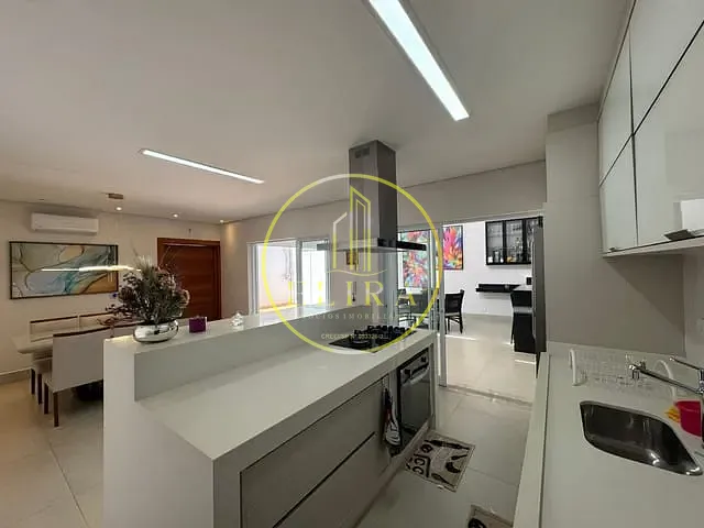Casa 3 quartos e 4 banheiros, à venda, no bairro Jardim São Paulo em Americana