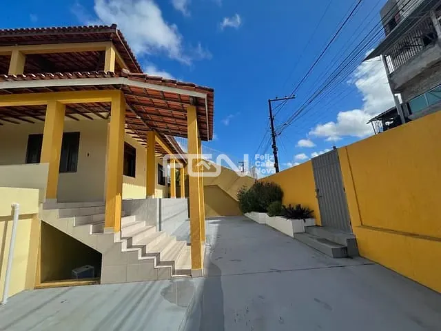 Casa 3 quartos e 1 banheiro, para alugar, no bairro Phoc II em Camaçari