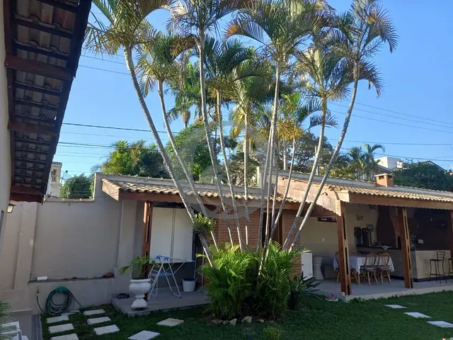 Casa com 620m² 3 quartos e 3 banheiros, à venda, no bairro Nova Gardênia em Atibaia