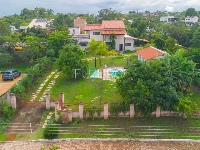 Casa com 1500m² 4 quartos e 4 banheiros, à venda, no bairro Setor Habitacional Jardim Botânico em Brasília
