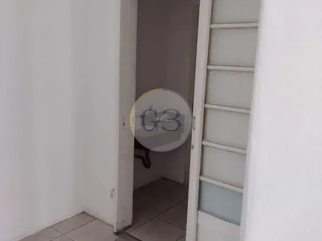 Casa 3 quartos e 3 banheiros, à venda ou para alugar, no bairro Centro em Pelotas