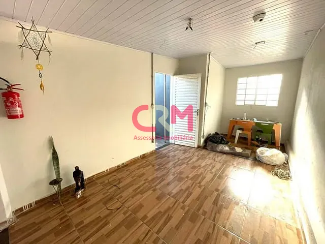 Casa com 200m² 2 quartos e 2 banheiros, à venda, no bairro Jardim Santo Antônio em Taquaritinga