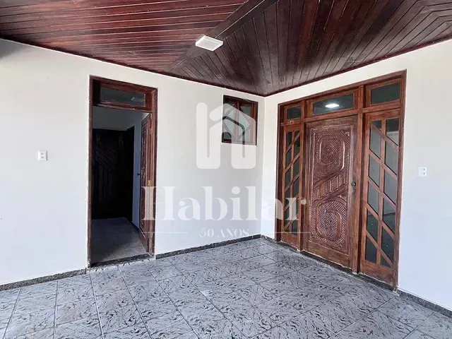 Casa 6 quartos e 6 banheiros, à venda, no bairro Centro em Itabaiana