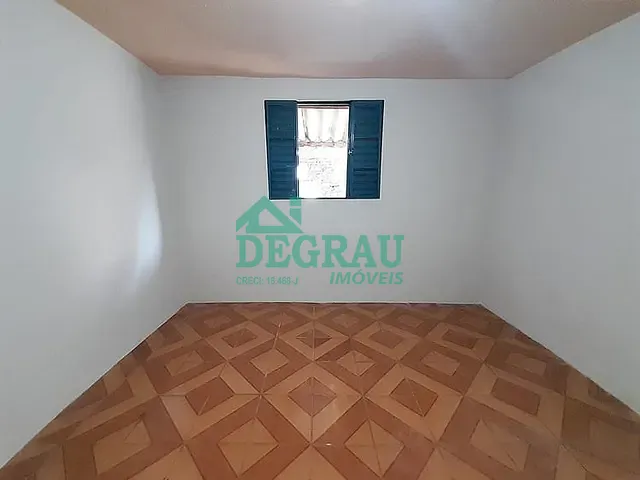 Casa 2 quartos e 1 banheiro, para alugar, no bairro Jardim Maringá em Itapeva