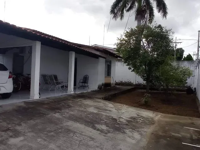 Casa 3 quartos e 1 banheiro, à venda, no bairro General Dutra em Paulo Afonso