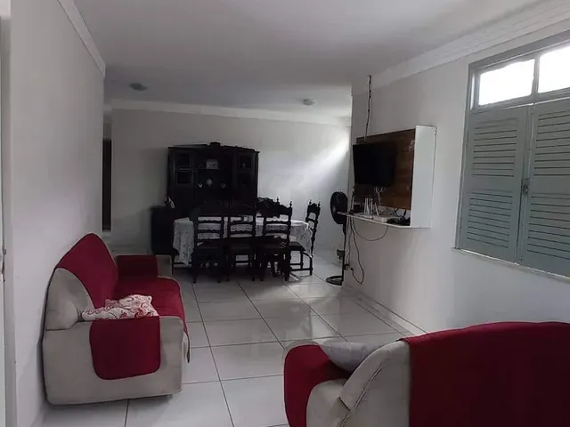 Casa 3 quartos e 1 banheiro, à venda, no bairro General Dutra em Paulo Afonso