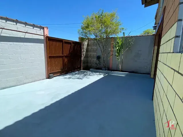 Casa com 250m² 3 quartos e 2 banheiros, à venda, no bairro Jardim Coronel em Itanhaém