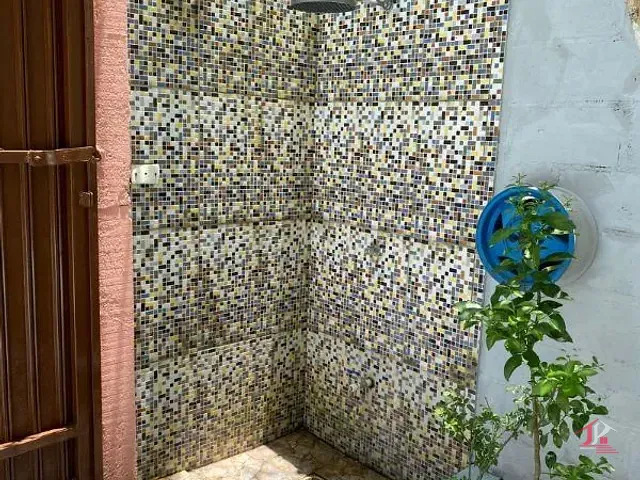 Casa com 250m² 3 quartos e 2 banheiros, à venda, no bairro Jardim Coronel em Itanhaém