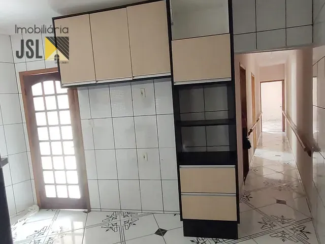 Casa com 160m² 2 quartos e 1 banheiro, à venda, no bairro Vila Santa Isabel em Caçapava