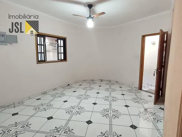 Casa com 160m² 2 quartos e 1 banheiro, à venda, no bairro Vila Santa Isabel em Caçapava